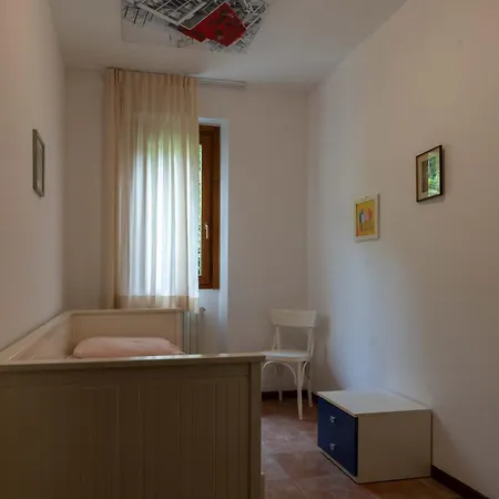Apartment Casa Lucia 1 *